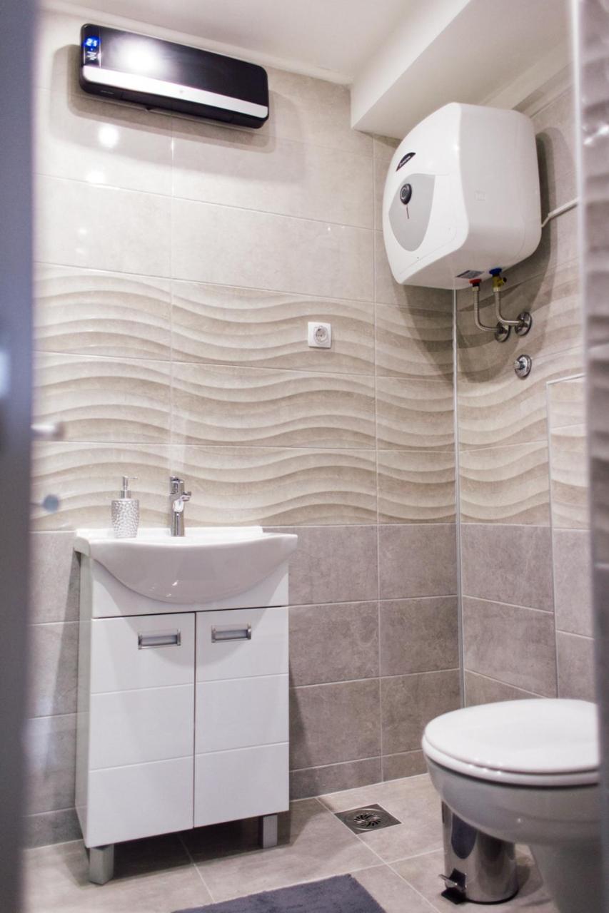 New Center Apartments Ni Esterno foto